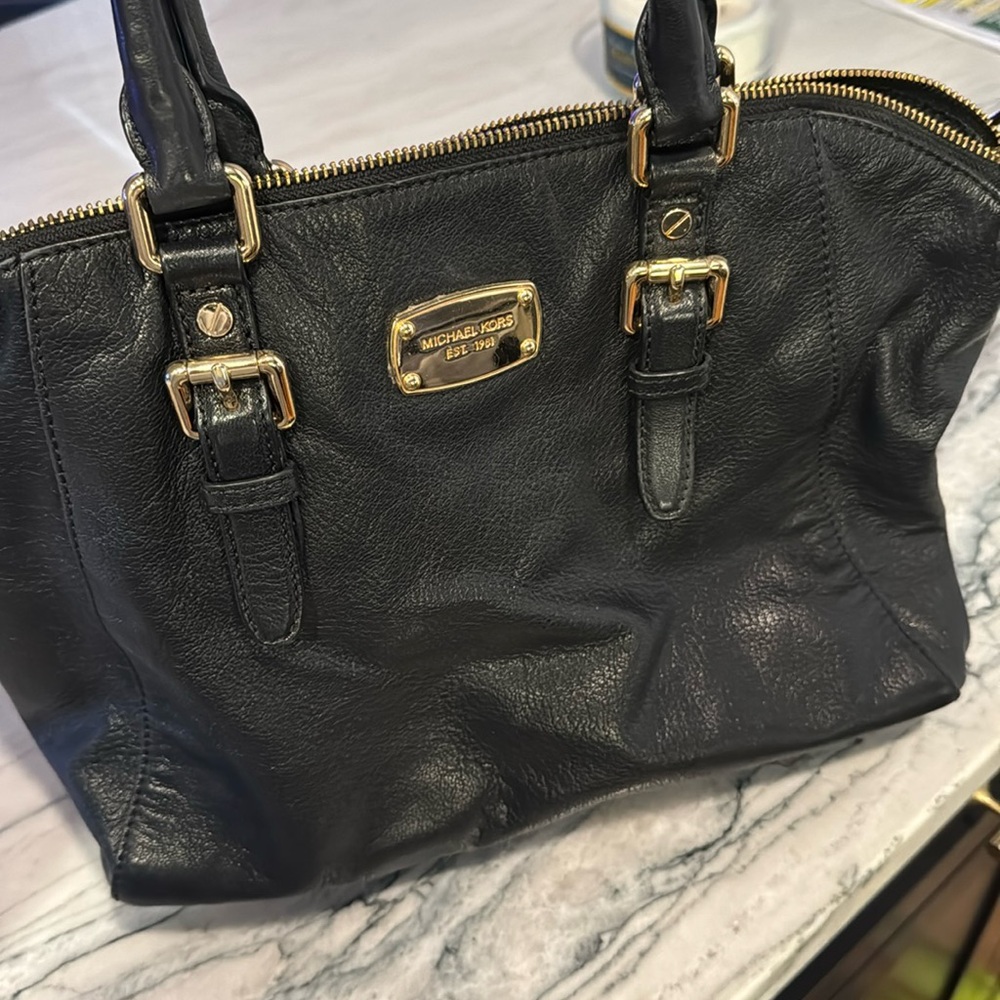 Michael kors tote purse